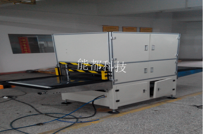  热、冷压一体机